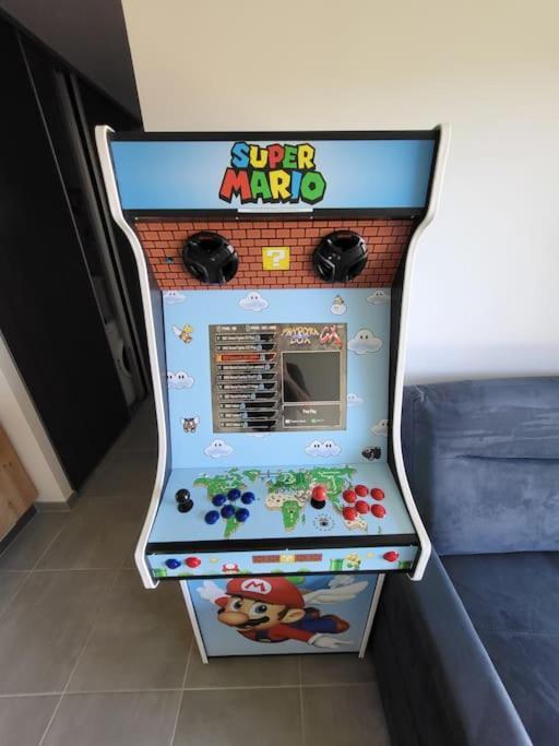 Rez-De-Jardin De Maison Avec Spa Et Borne D'Arcade Aurillac Eksteriør billede